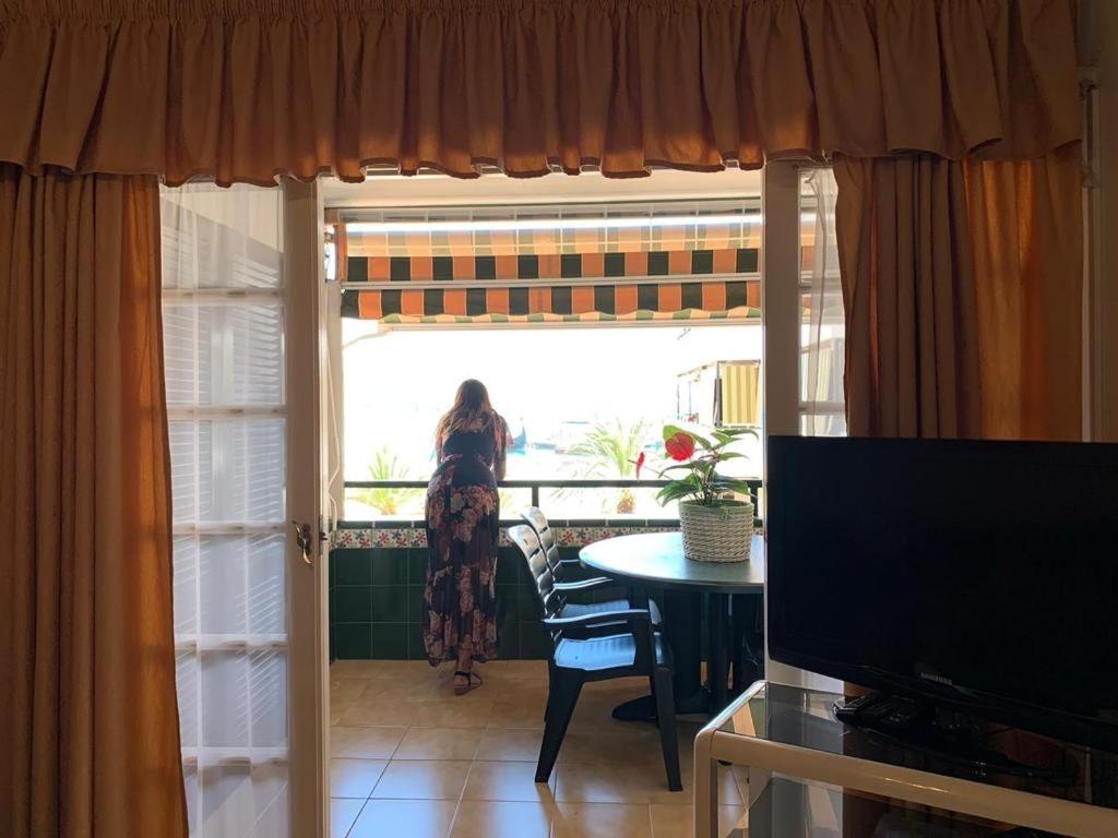 Views To The Infinite Sea In Los Cristianos ลอส กริสเตียนอส ภายนอก รูปภาพ